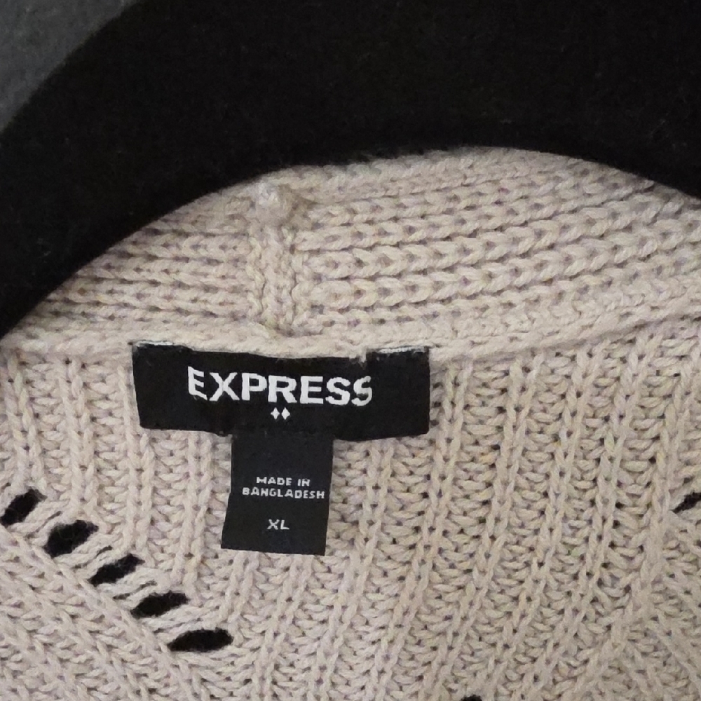 Express Women's Beige Knit Cardigan - Picture 2 of 6